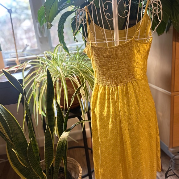Old Navy Yellow Sundress - Picture 2 of 4